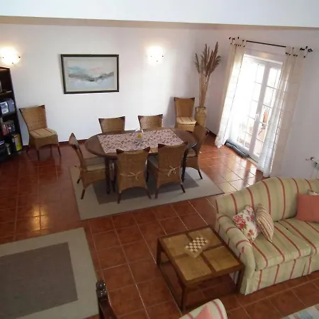 Casa Flores * Amoreira (Leiria)